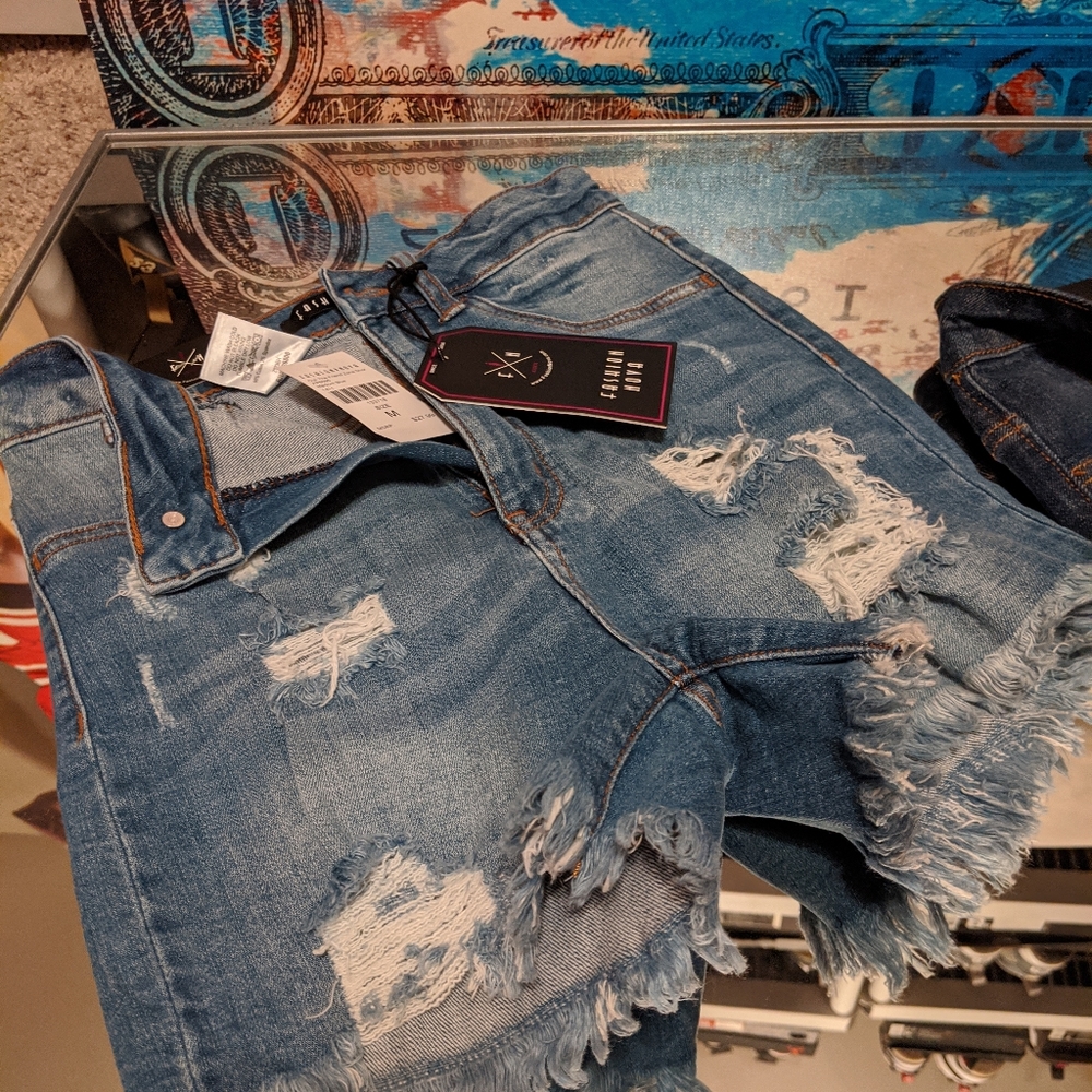 Lot of 3 shorts